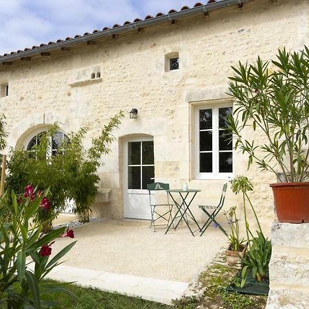 Le Clos De Tesson Bagian luar foto