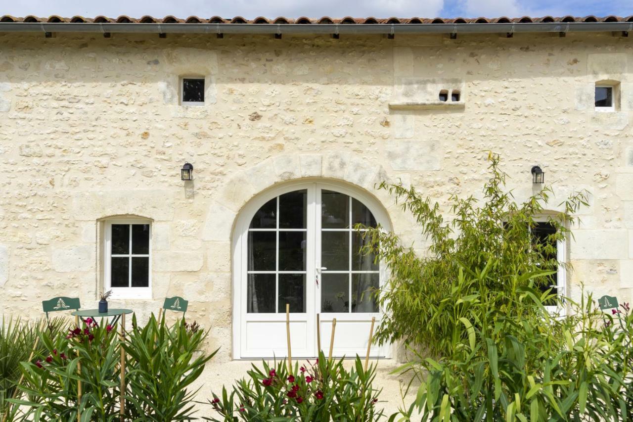 Le Clos De Tesson Bagian luar foto